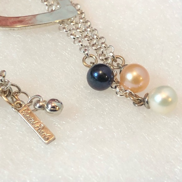 Vantel Pearls Three of Hearts Necklace - Picture 6 of 11